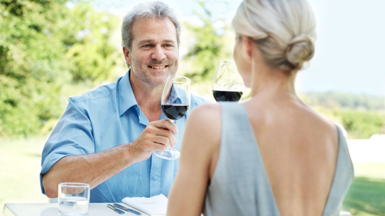 Retire in Style – 10 Budget-Friendly Travel Hacks You’ll Love